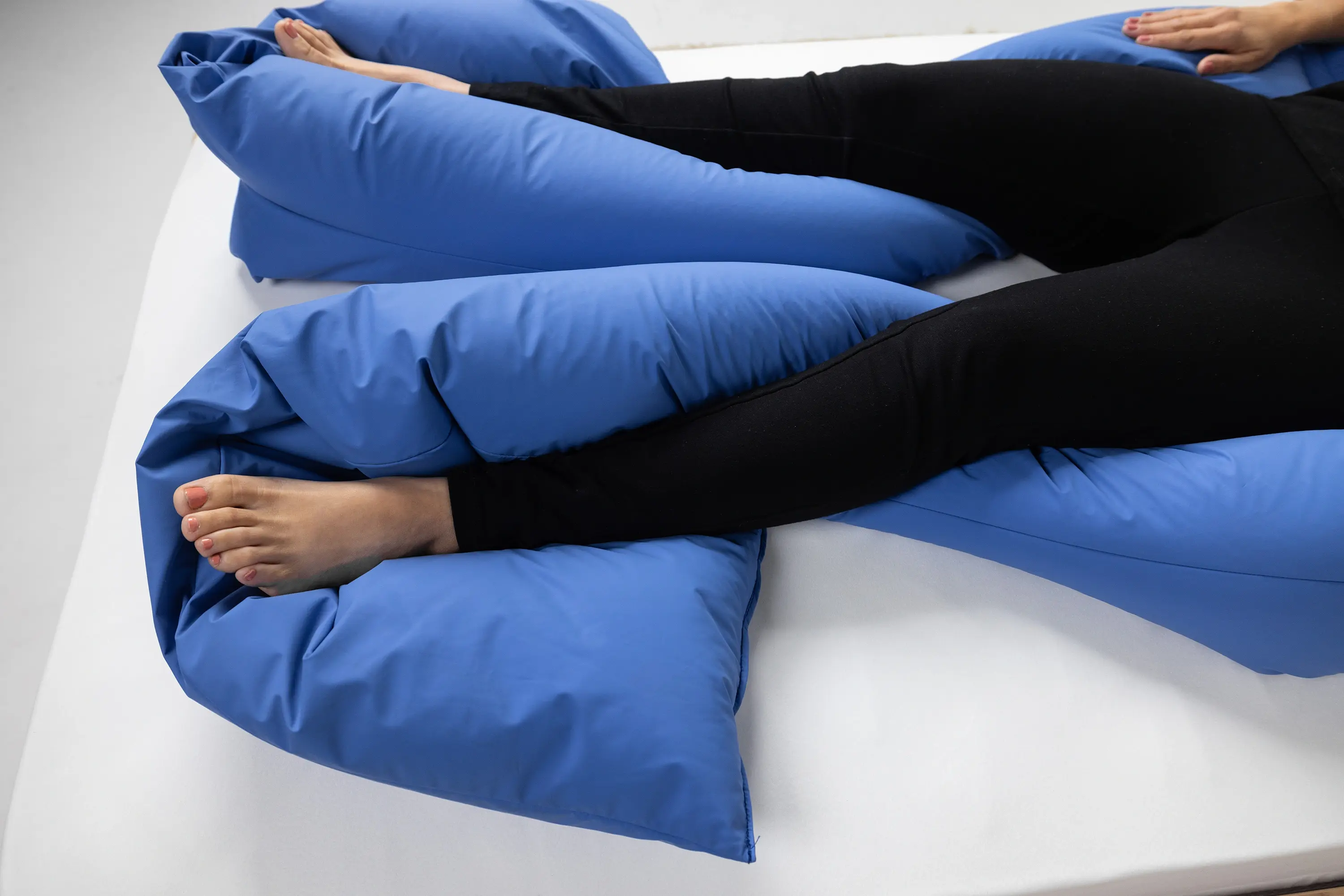 Blue-Back-Cushion-Supine-4