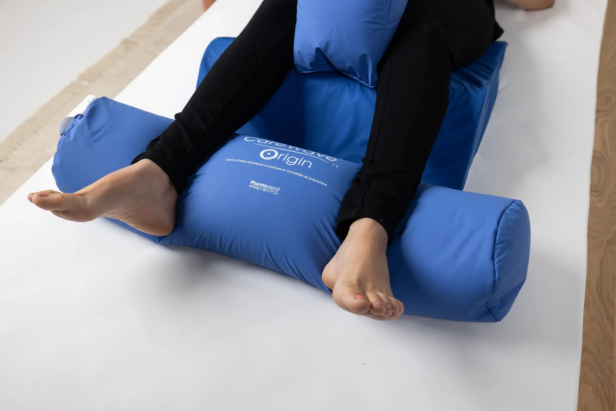 Normal-Pillow-Blue-Ramp-Blue-Abduction-Small-Blye-Cylindrical-Supine-3