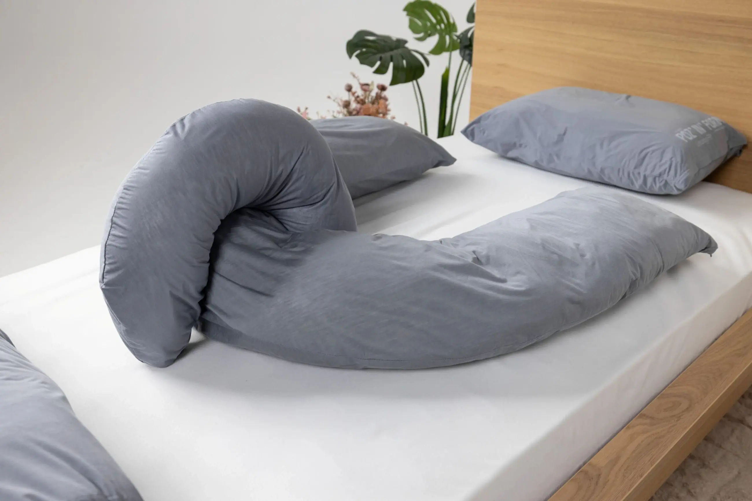 webp-Universal-Half-Moon-Cushion-Ring-Cushion-Cylindircal3-scaled