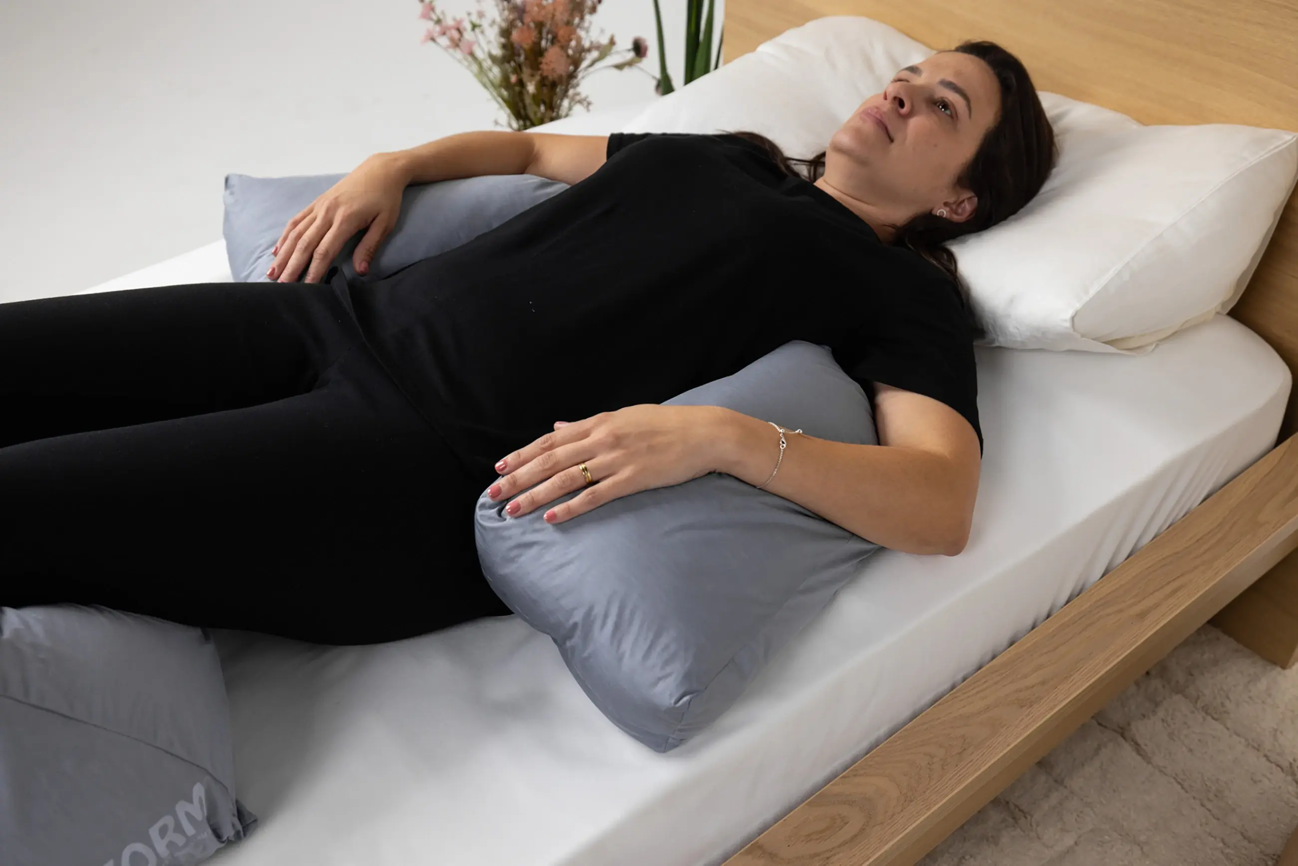 webp-Two-Hand-Wedges-Delta-Heel-Cushion-Supine4