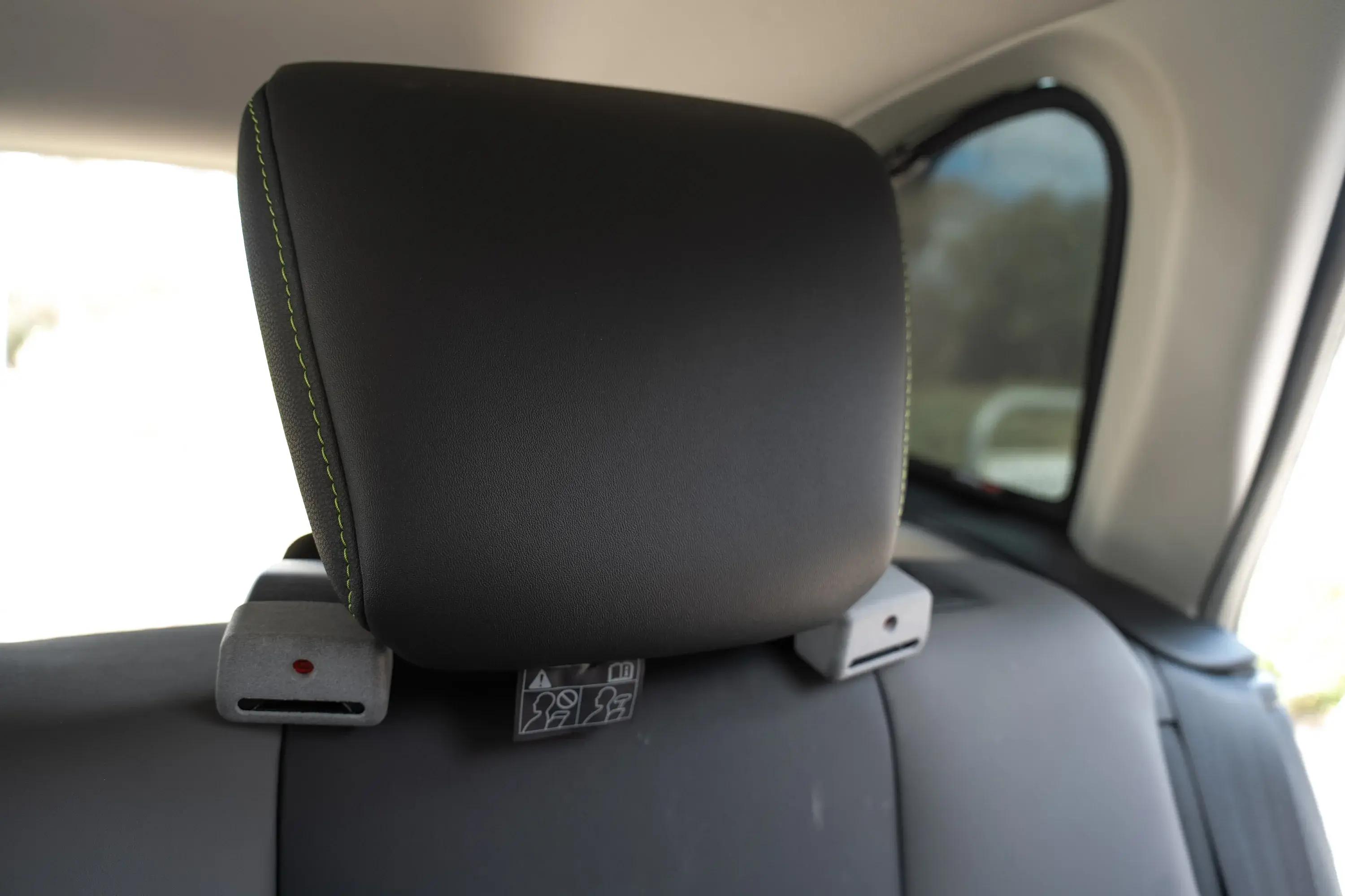webp-Safe2Go Vehicle Harness - Benefits (35)-preview