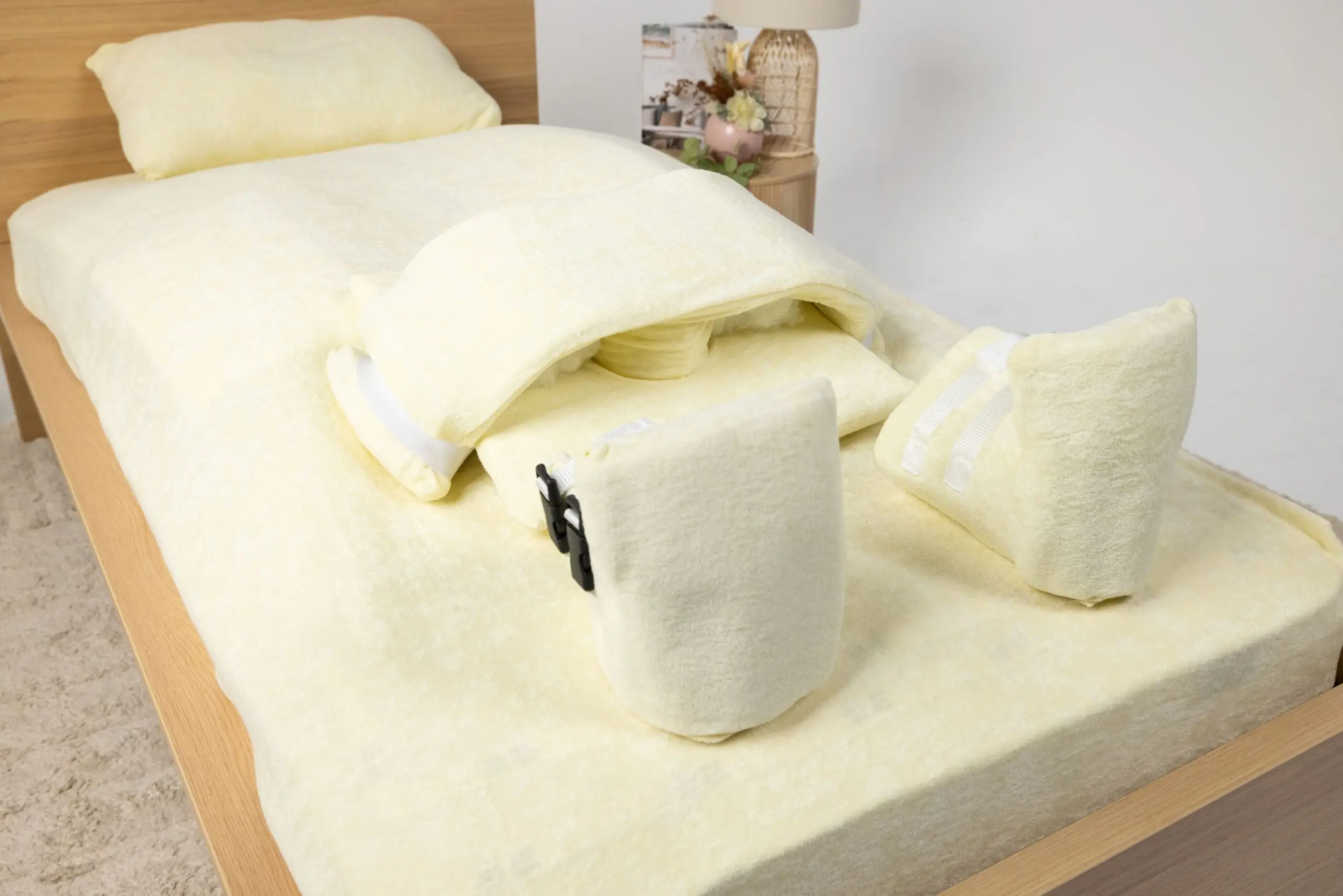 webp-Fitted-Sheet-with-Laterals-and-Terry-Towling-Pillow-and-Simple-Stabiliser-and-Foot-S