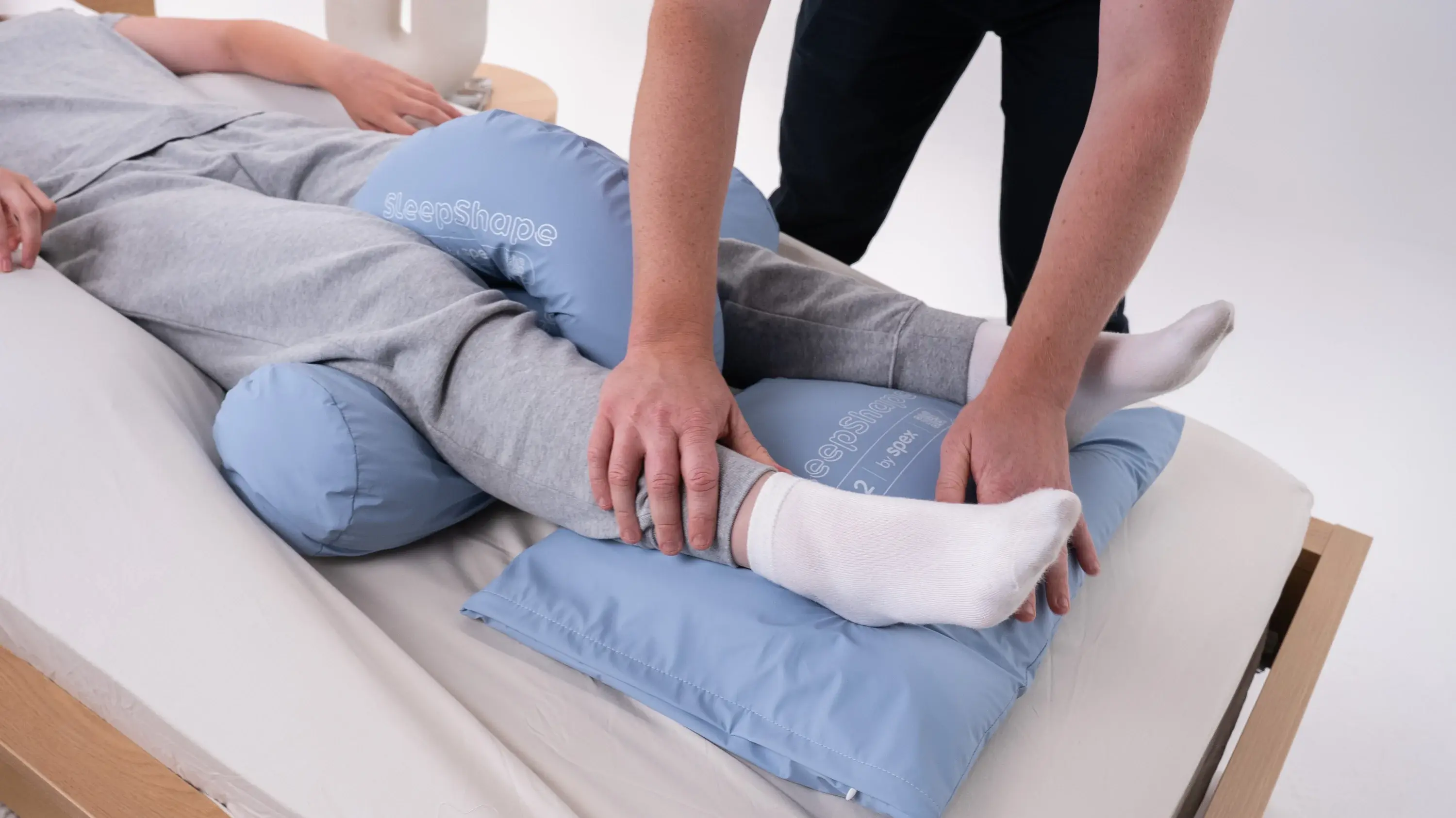 SleepShape Cushions - Action Shots -3-preview
