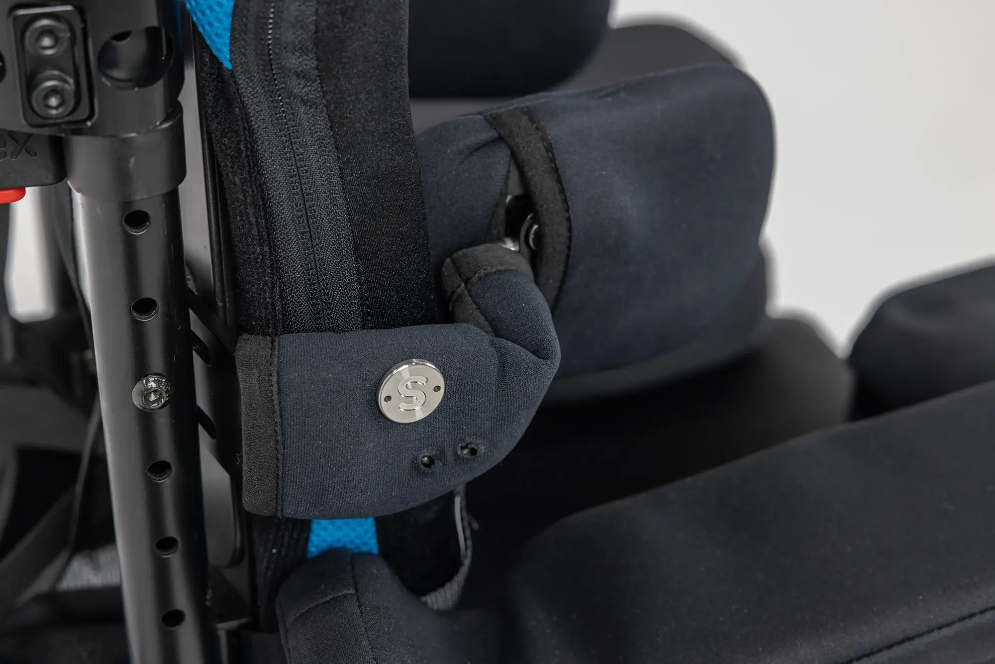 webp-New Paediatric Lateral Support Benefits (14) - Comfy Protective Sleeve-preview