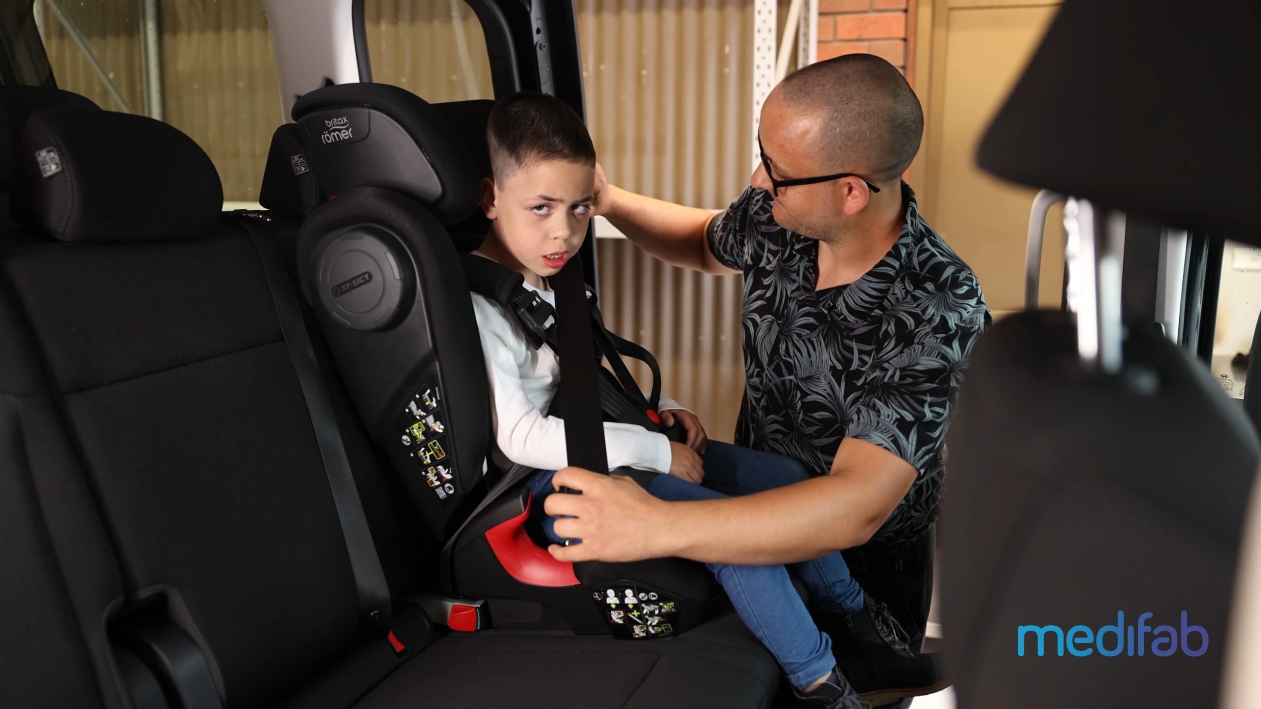 Ipai-LGT-Car-Seat-Installation-Video-Thumbnail-scaled