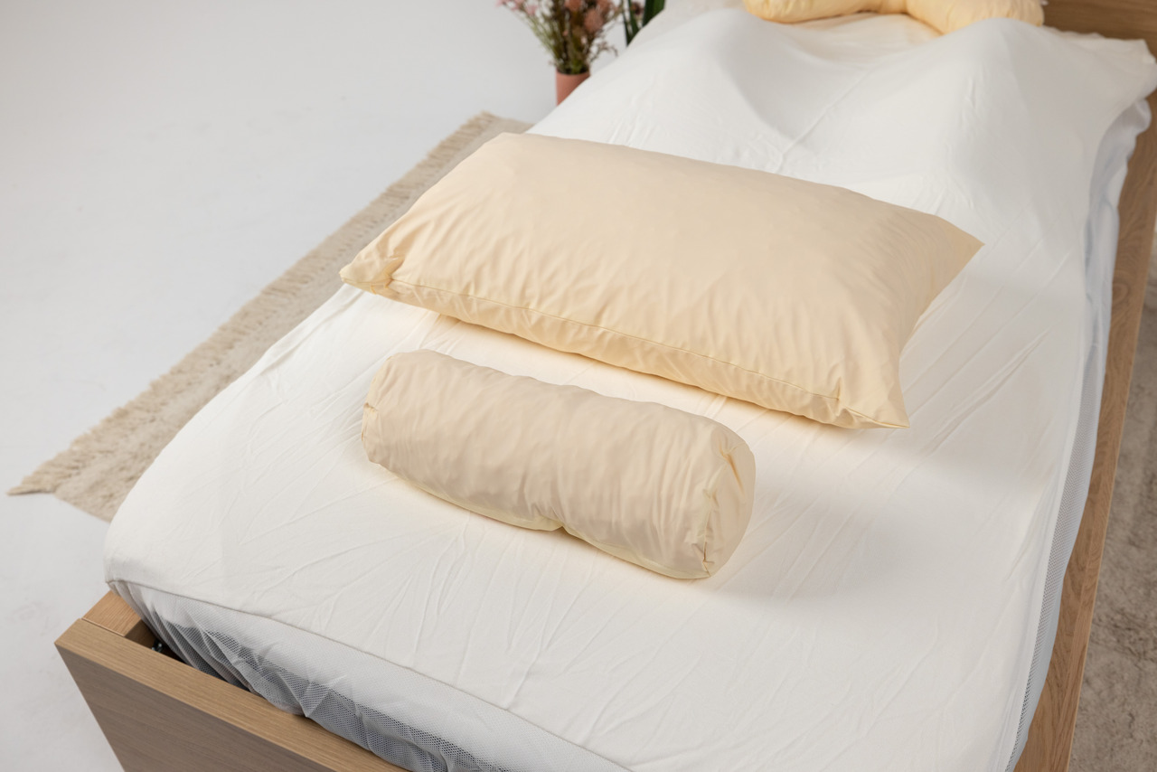 Brackets-on-Velcro-Sheet-with-Airmantle-and-Cooling-Sheet-and-Lowzone-Cushions-Ring-Oblong-Roll-01