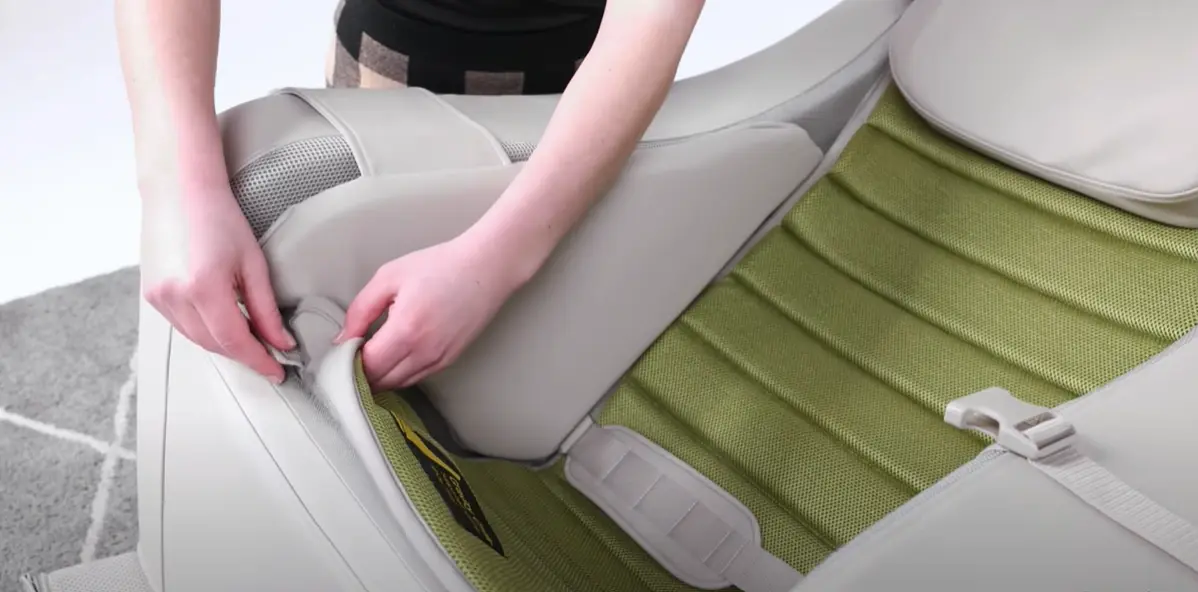 Accessories & Features of the Gravity Chair 