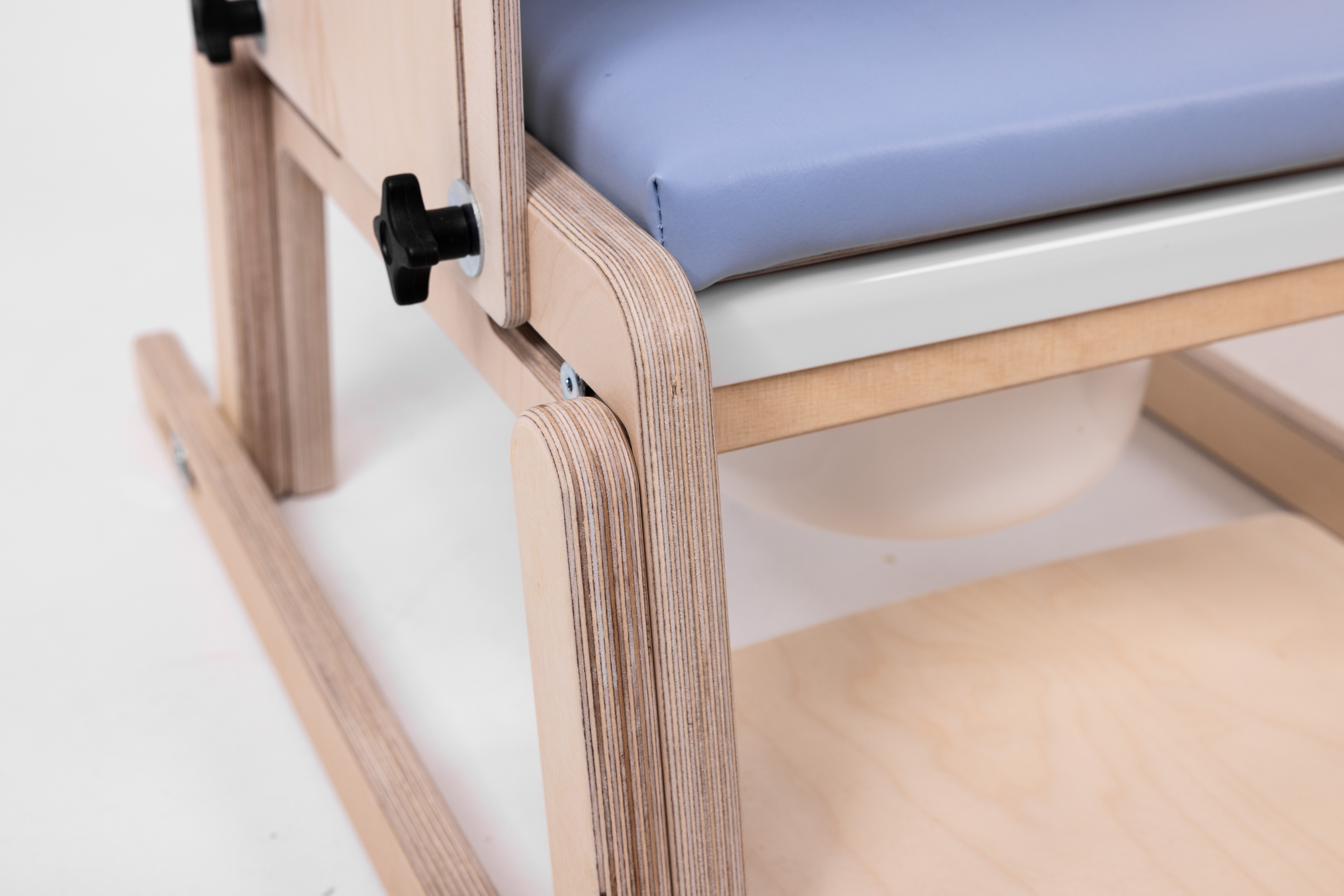 Smirthwaite-Combi-Chair-Benefits-1-Solid-Wooden-Frame