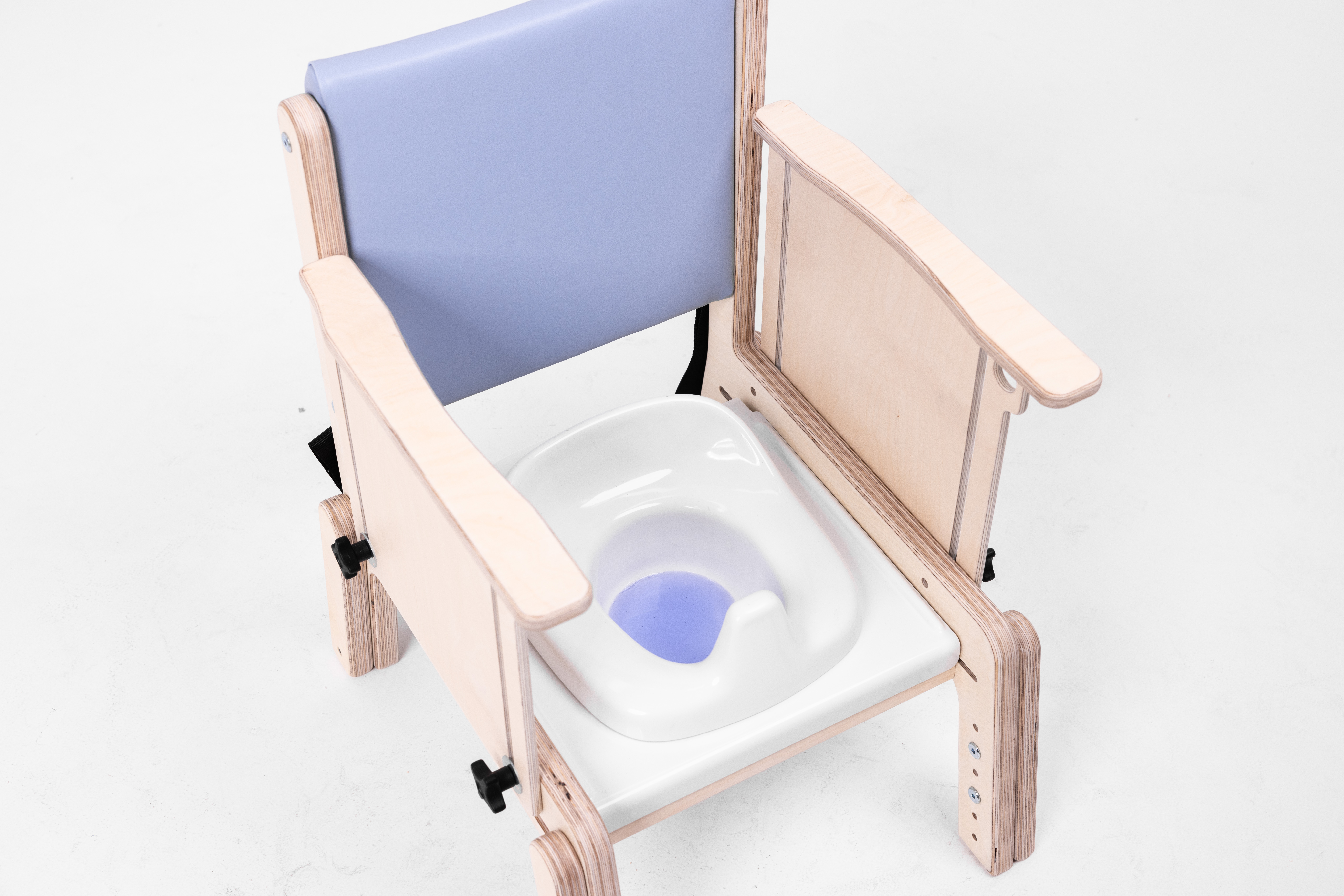 Smirthwaite-Combi-Chair-Benefits-19-Potty
