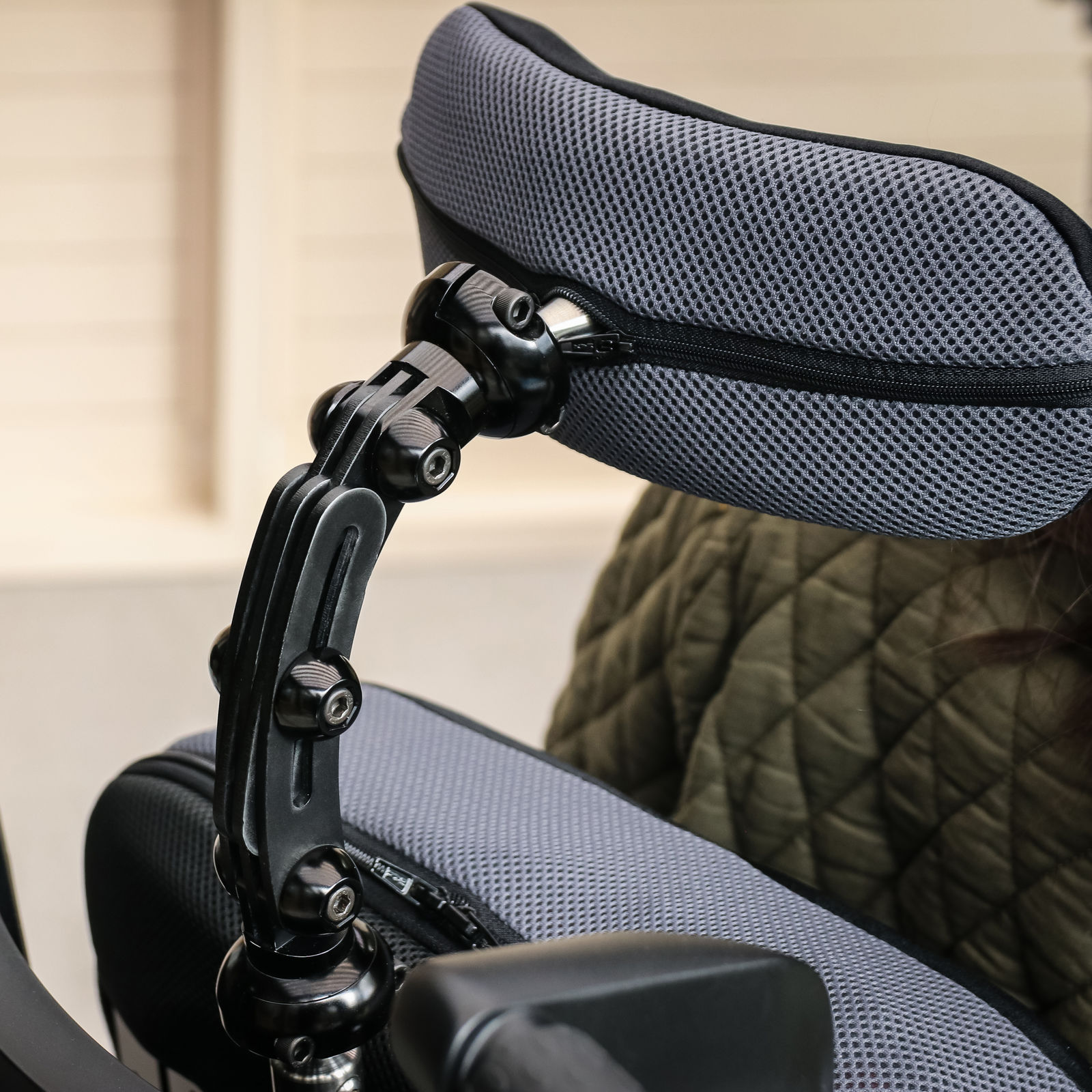 Stylo-Ultimate-and-Unparalleled-Adjustability-Square-medium