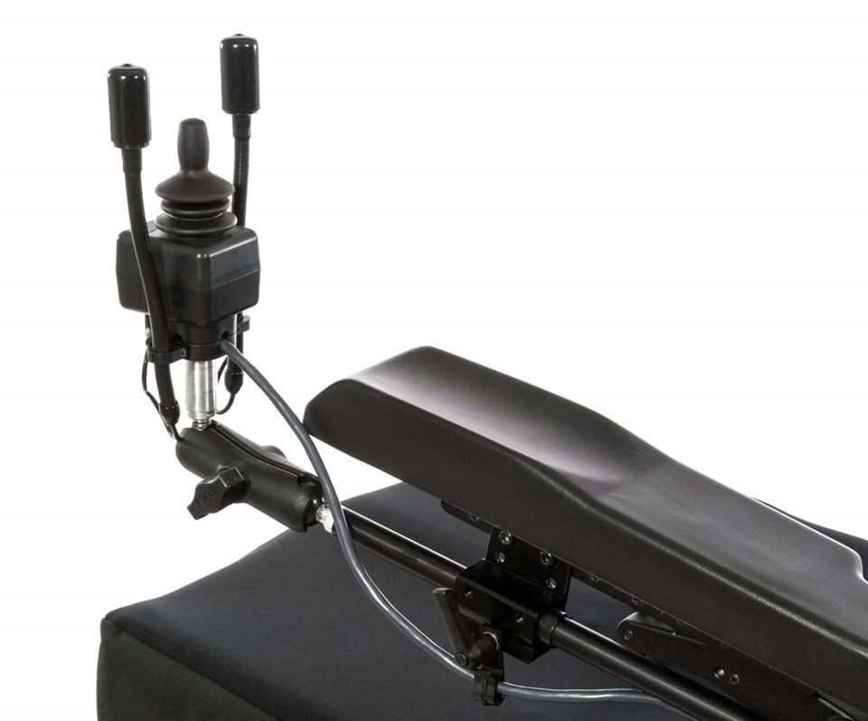 Armrest-and-Midline-Mount
