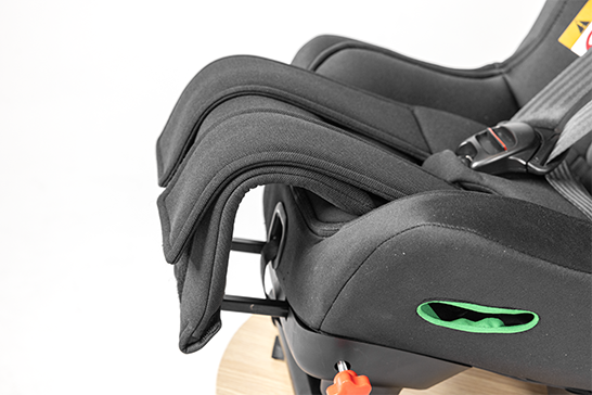 Hero-XL-benefits-40-Seat-Depth-Adjustment-Web