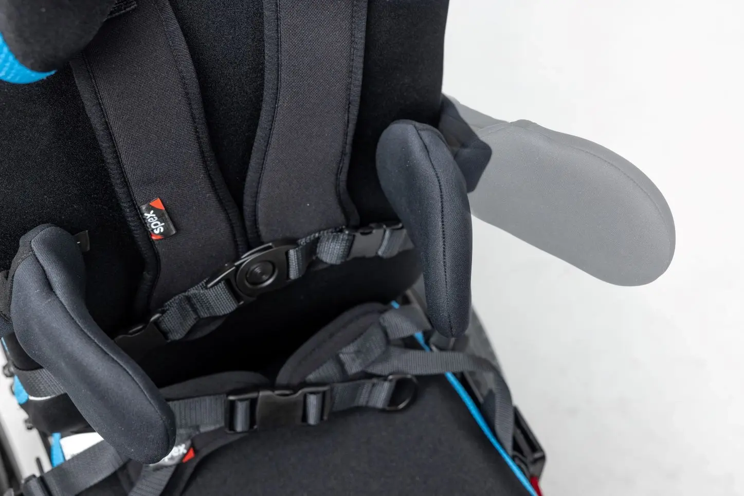 New-Paediatric-Lateral-Support-Benefits-2-Swing-Away