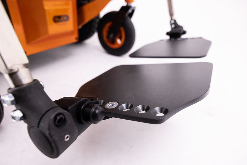 Angle adjustable footplates, for optimum foot positioning in the wheelchair.